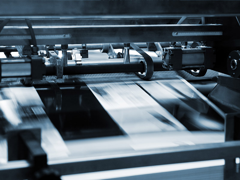 Spremenljivi podatki nalepk ali beli tisk - kateri zmore?